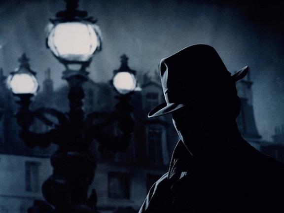 ¿Cómo Detectar a los Espías? 11 Cómo detectar a los espías