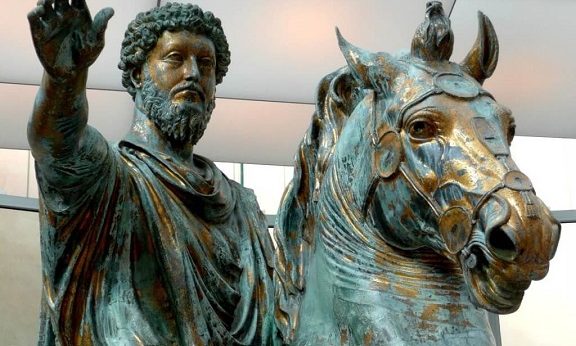 Frases de hoy: Lo que es bueno - Sabiduría - Subir la montaña 1 Frases de Marco Aurelio. Sabiduría