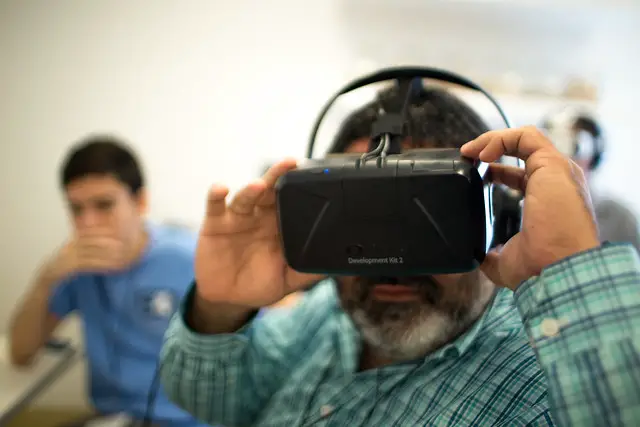 "Virtual Reality Demonstrations" by Knight Center for Journalism in the Americas, University of Texas at Austin (CC BY 2.0)