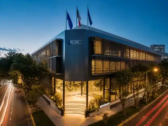 La Escuela de Negocios de México: formación estratégica para liderar en la nueva economía 6 EBC, Escuela de Negocios en México