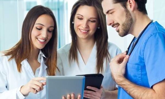 El marketing en el ámbito de la salud y las nuevas estrategias en el mundo digital 1 El marketing en el ámbito de la salud y las nuevas estrategias en el mundo digital